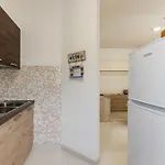 Apartment Guesthost - Bright X4 With Terrace!