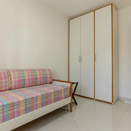 Guesthost - Bright X4 With Terrace! Cagliari