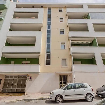 Guesthost - Bright X4 With Terrace! Apartment *
